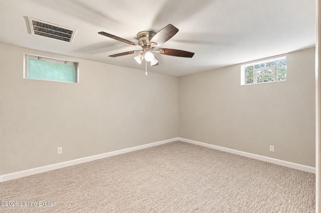 3023 Wellbrooke Rd, Louisville, KY 40205