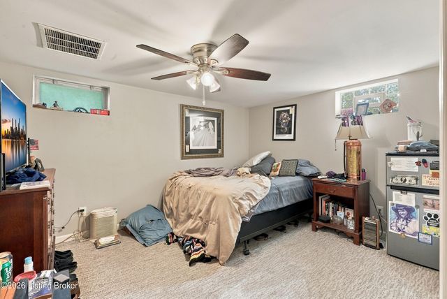 3023 Wellbrooke Rd, Louisville, KY 40205
