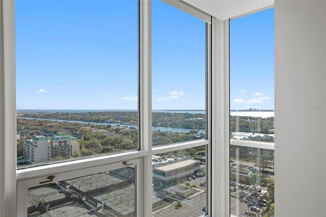 450 KNIGHTS RUN AVENUE 1801, Tampa, FL 33602