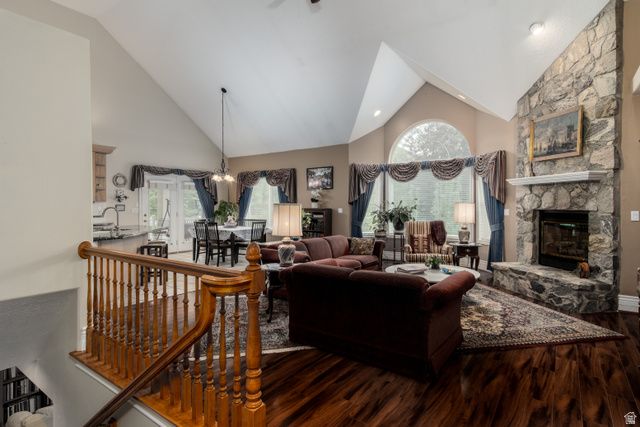 1581 E OLD LAKE LN, Fruit Heights, UT 84037