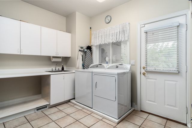 1581 E OLD LAKE LN, Fruit Heights, UT 84037