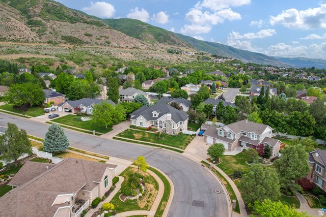 1581 E OLD LAKE LN, Fruit Heights, UT 84037