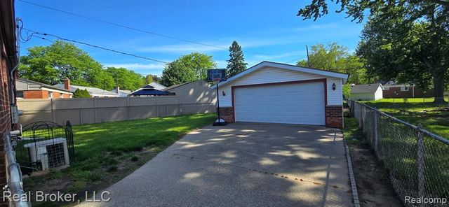 23401 Filmore Street, Taylor, MI 48180