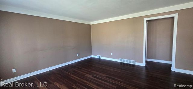 23401 Filmore Street, Taylor, MI 48180