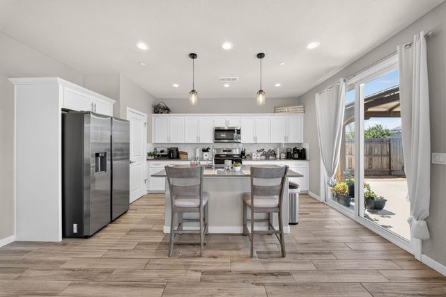 4219 N Reed Avenue, Fresno, CA 93723