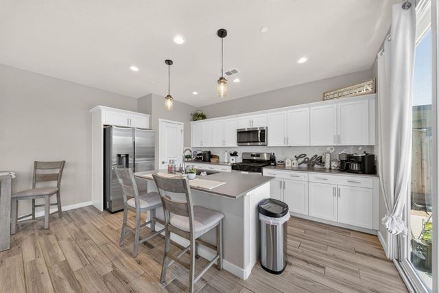4219 N Reed Avenue, Fresno, CA 93723