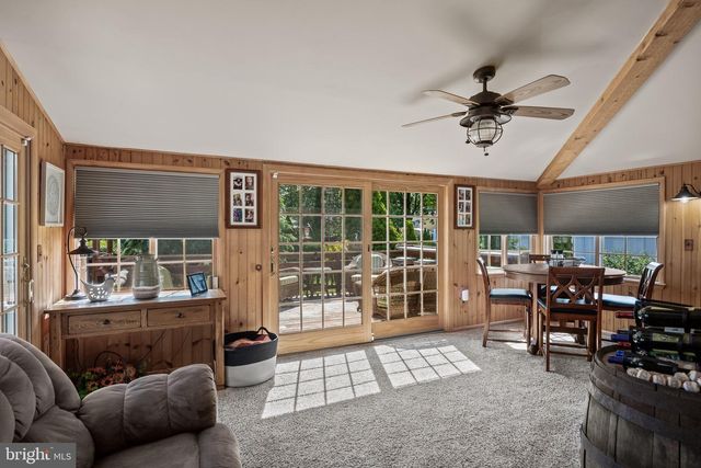 306 FENIMORE LN, Delanco, NJ 08075