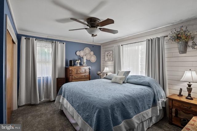 306 FENIMORE LN, Delanco, NJ 08075