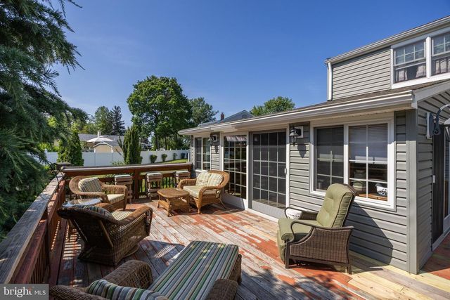 306 FENIMORE LN, Delanco, NJ 08075