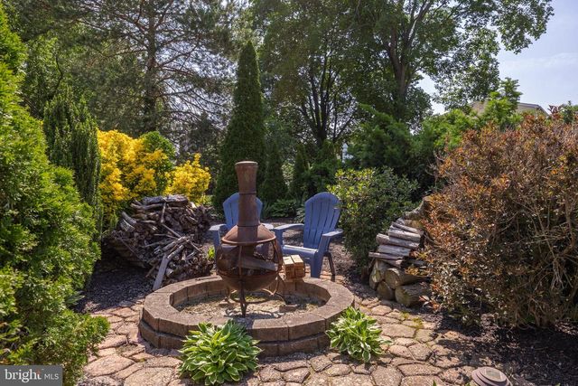 306 FENIMORE LN, Delanco, NJ 08075