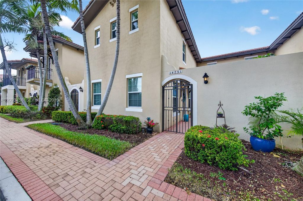 14731 SW 15th Court, Pembroke Pines, FL 33027