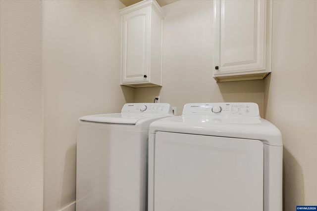 18389 S Winnifred Av, Molalla, OR 97038
