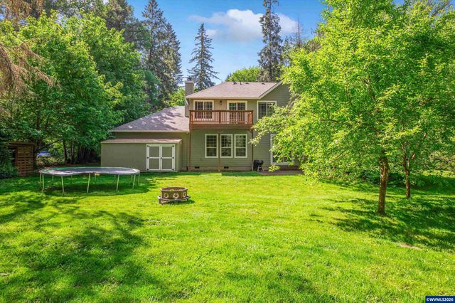 18389 S Winnifred Av, Molalla, OR 97038