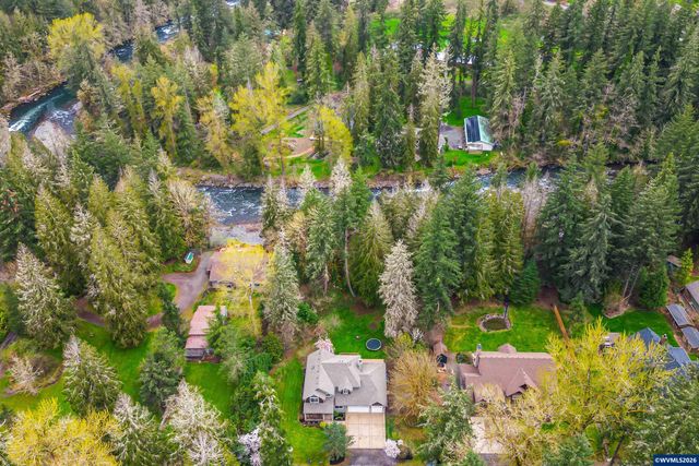 18389 S Winnifred Av, Molalla, OR 97038