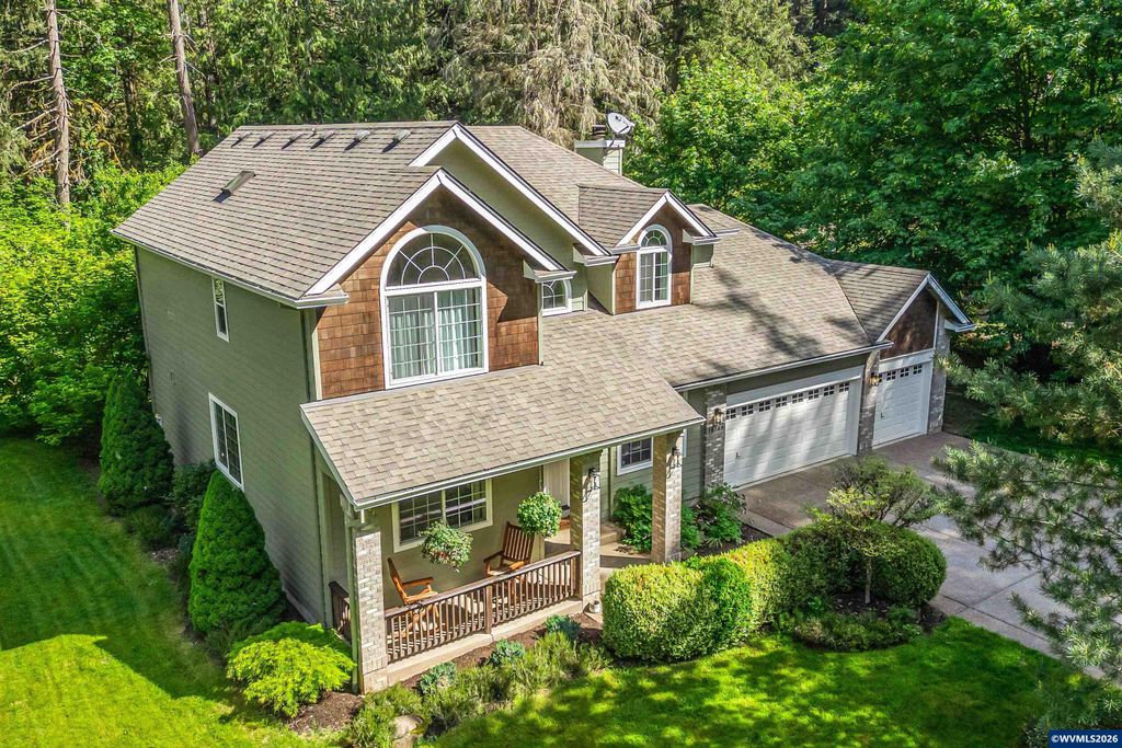 18389 S Winnifred Av, Molalla, OR 97038