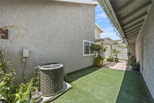 1649 Carmel West, Upland, CA 91784