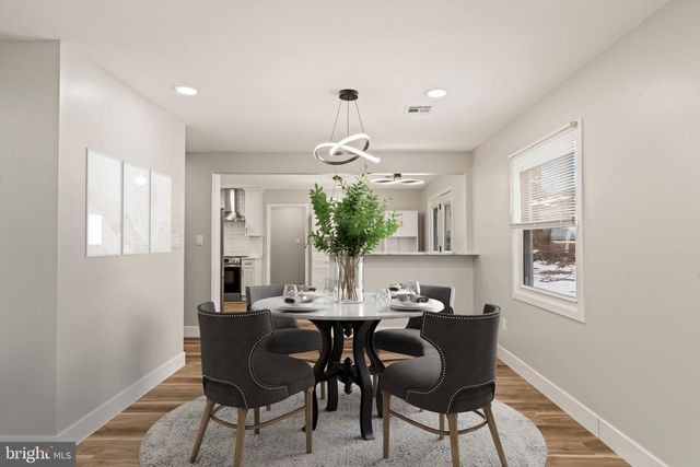 24 PILGRIM LN, Willingboro, NJ 08046