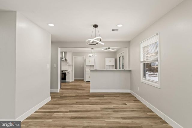 24 PILGRIM LN, Willingboro, NJ 08046