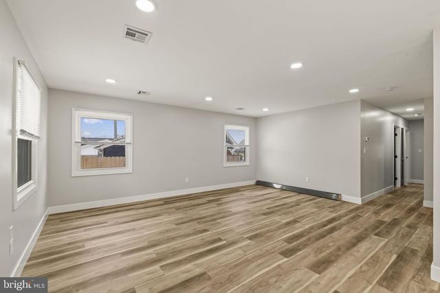 24 PILGRIM LN, Willingboro, NJ 08046