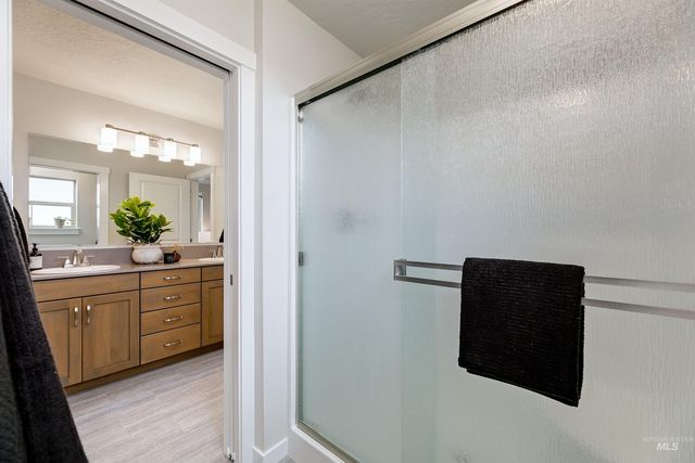 299 W Hyndman Drive, Meridian, ID 83642