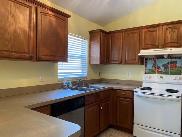 620 CHESTNUT AVENUE, Orange City, FL 32763