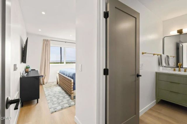 218 E Surfside Drive, Port Hueneme, CA 93041