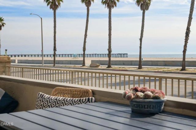 218 E Surfside Drive, Port Hueneme, CA 93041