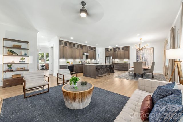 1301 Catawba Avenue, Charlotte, NC 28205