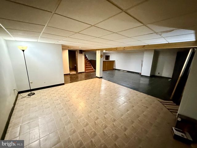 2008 MANOR RIDGE DR, Lancaster, PA 17603