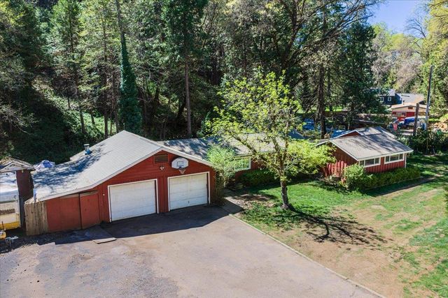 7449 Sly Park Rd, Placerville, CA 95667