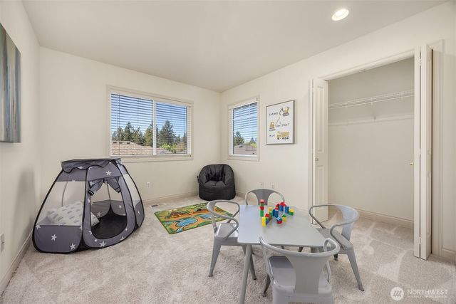 23713 SE 5th Court, Sammamish, WA 98074