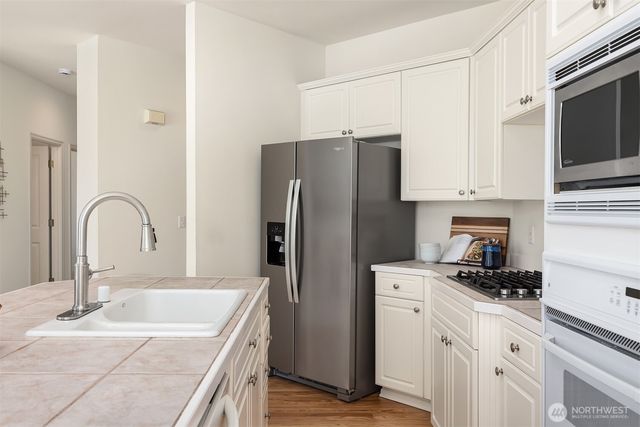 23713 SE 5th Court, Sammamish, WA 98074