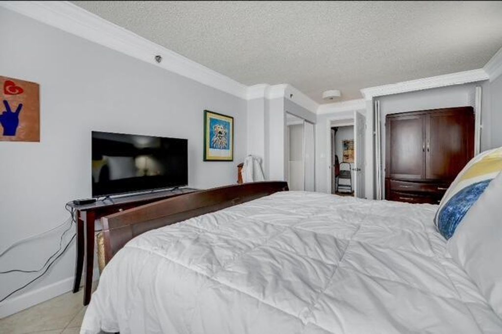 Image 38 of property listing at 3301 S Ocean Boulevard 104, Highland Beach, FL 33487