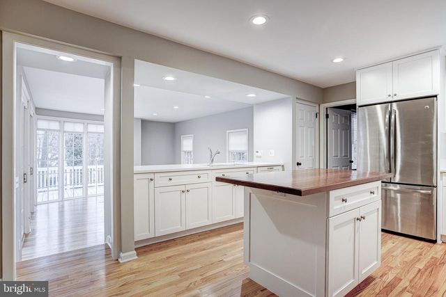 507 SHANNON LN, State College, PA 16803