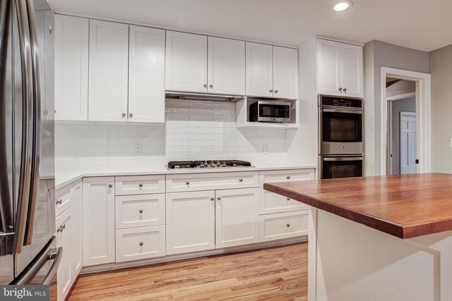 507 SHANNON LN, State College, PA 16803