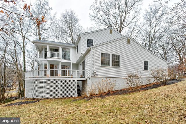 507 SHANNON LN, State College, PA 16803