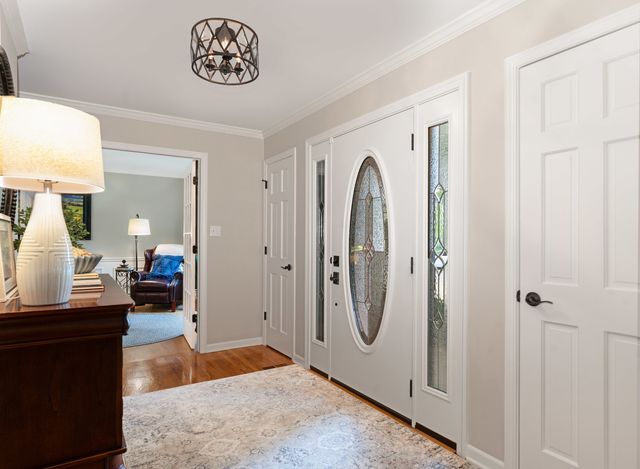 1385 Ginger Lane, Naperville, IL 60565