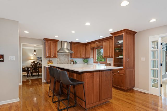 1385 Ginger Lane, Naperville, IL 60565