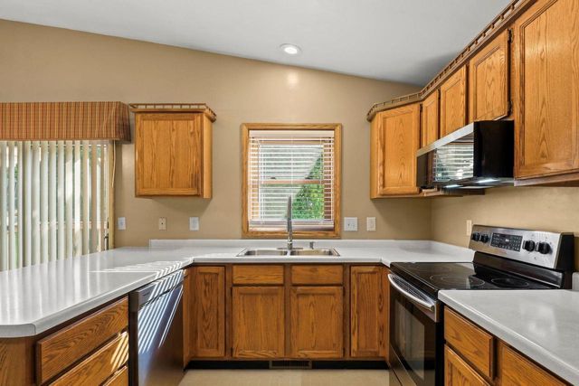 118 Renata Court, Deforest, WI 53532