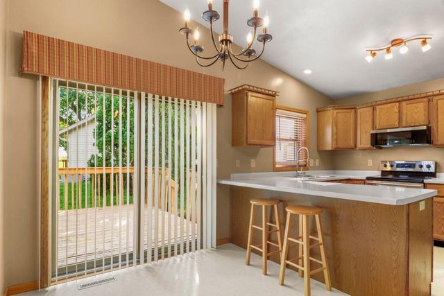 118 Renata Court, Deforest, WI 53532
