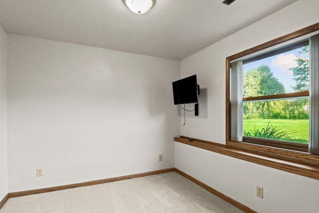 118 Renata Court, Deforest, WI 53532