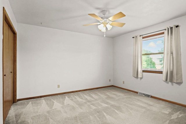 118 Renata Court, Deforest, WI 53532