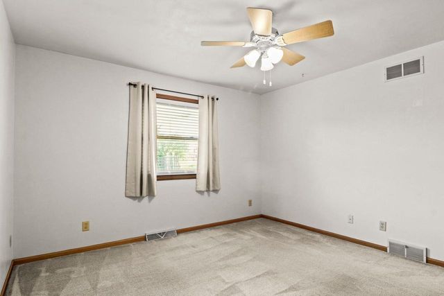 118 Renata Court, Deforest, WI 53532
