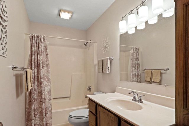 118 Renata Court, Deforest, WI 53532