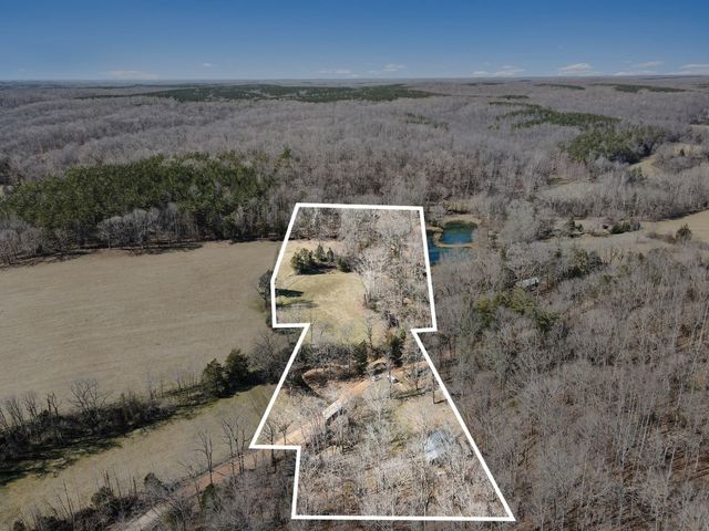 2650 Pretty Creek Rd, Nunnelly, TN 37137