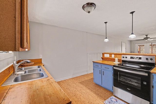 2650 Pretty Creek Rd, Nunnelly, TN 37137