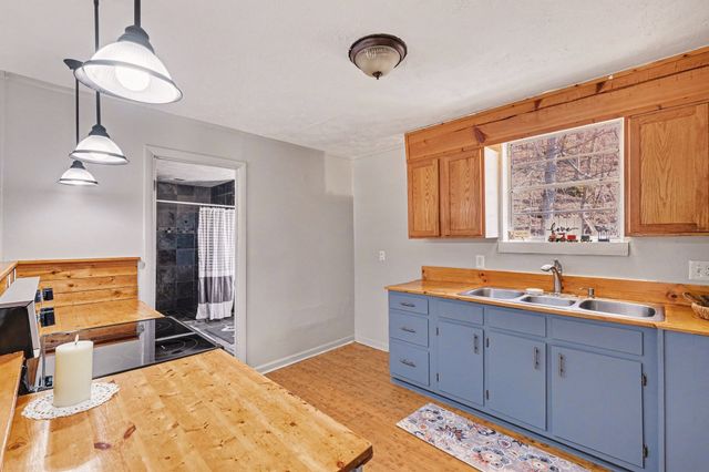 2650 Pretty Creek Rd, Nunnelly, TN 37137