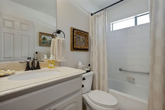 8901 Crestview Drive, Denton, TX 76207