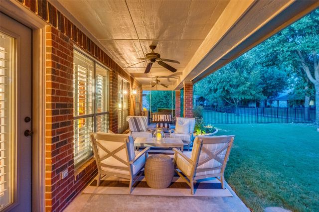 8901 Crestview Drive, Denton, TX 76207