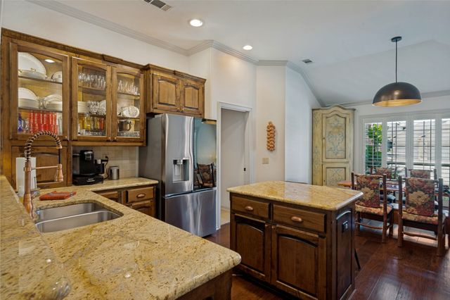 8901 Crestview Drive, Denton, TX 76207
